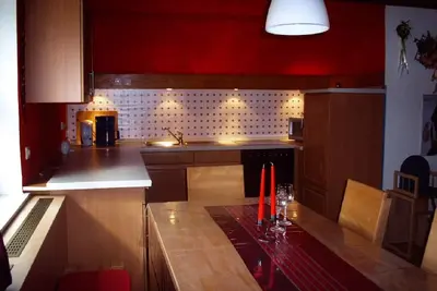 Image de Appartement de 75m² avec terrasse, pelouse et jeux pour enfants