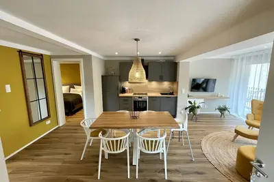 Image de Appartement élégant au rez-de-chaussée pour 4 personnes