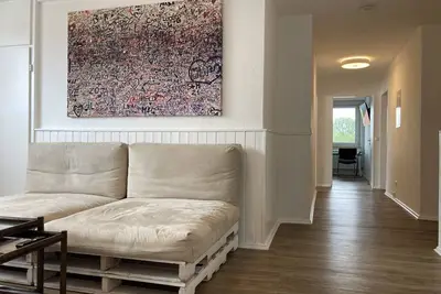 Image de Penthouse moderne et de haute qualité avec balcon et connexion Wi-Fi gratuite