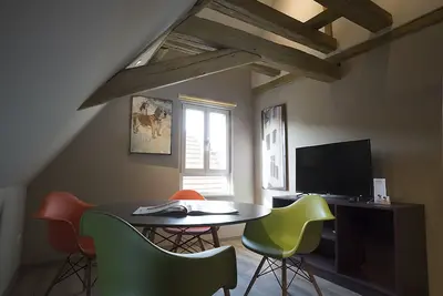 Image de App 2 pièces confortable. avec vue sur la vieille ville
