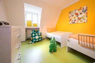 Image de Appartement meublé méditerranéen et de haute qualité **** (75 m²) avec balcon pouvant accueillir jusqu'à 4 personnes - location à la ferme