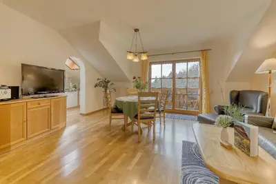 Image de Appartement \"Almberg\" avec balcon sud à l'étage supérieur