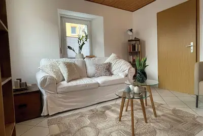 Image de Appartement confortable avec terrasse et Wi-Fi gratuit