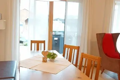 Image de Appartement confortable avec terrasse et soleil du soir