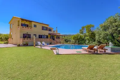 Image de Plage à 100mt ★ Promenade à la taverne et à l'épicerie ★ Vue sur la mer ★ Piscine privée