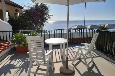 Image de Casa Marinella jusqu'Ă 10 personnes sur la mer