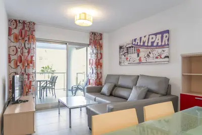 Image de Première ligne / Wifi / Spa / Vues mer / Piscine chauffée / Animaux domestiques