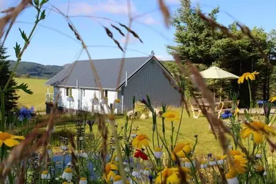 Image de Lodge élégant et spacieux avec vue panoramique, une base idéale pour le Loch Ness