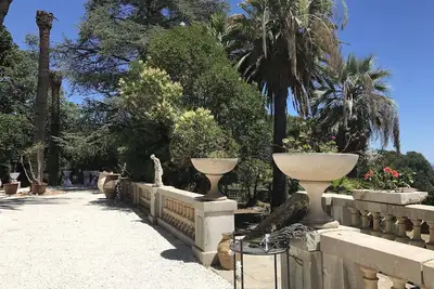 Image de Mas du 18e  siècle vue mer