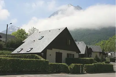 Image de Beau T3 dans chalet pour 4/6 personnes, 2 chambres, tout confort, parking privé.