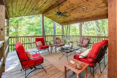 Image de Montagne de Charme Chalet avec beaucoup de mises à niveau et confidentialité