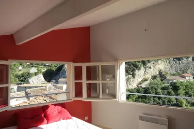 Image de Appartement neuf a coté du pont roman, panoramas uniques, terrasse sans vis à vi