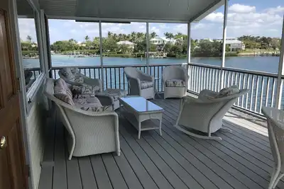 Image de Boca Grande Bayou Boat House dans le quartier historique avec Dock