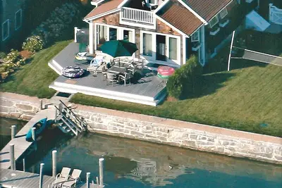 Image de Sortez votre Cottage et à votre bateau!