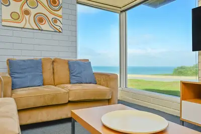 Image de Mers du Sud - Port Elliot Beachfront Apartment- Wifi