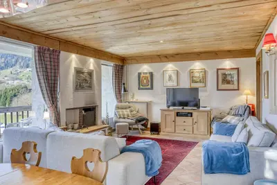 Image de Appartement 2 chambres avec balcon, parking, piscine et Wi-Fi près du centre de Megève