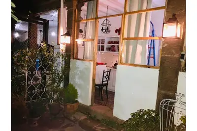 Image de Petit studio à seulement 7 minutes de la place principale