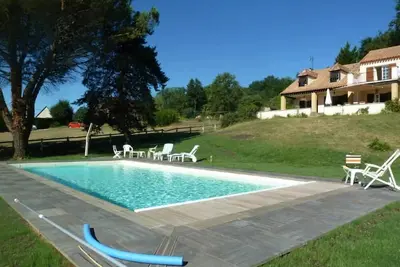 Image de Villa de charme avec vue panoramique sur la vallée de la Dordogne