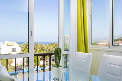 Image de 408. Charmante vue sur la mer, wifi gratuit et front de mer