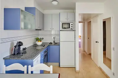 Image de Appartement (5 Adultes + 2 Enfants) Vue Sur La Rue