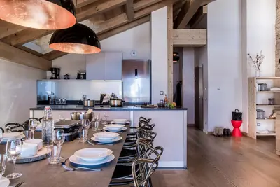 Image de Lcz - Luxueux T6 au pied des pistes, 5* 10/12p