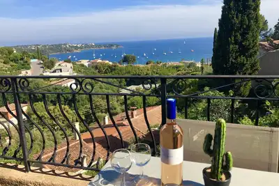 Image de Agay Vue mer et Estérel - 4/6 personnes - 3ch - 2sdb