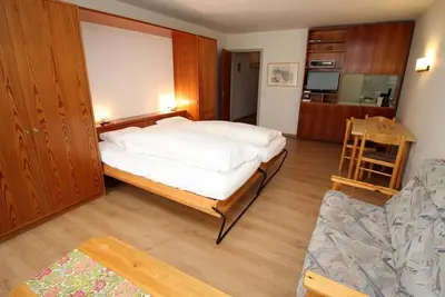 Image de Immeuble dans un emplacement très central à St. Moritz-Bad