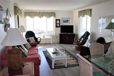 Image de Condo en bord de mer!