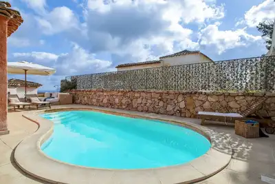 Image de Belle maison de vacances privée avec Wifi, climatisation, piscine privée, Tv, terrasse et parking