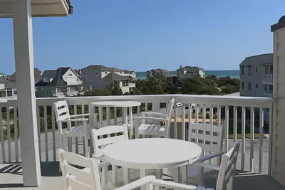 Image de Condo avec vue sur l'océan à Emerald Isle