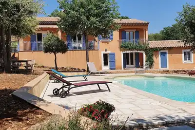 Image de En Provence, Maison Avec Belle Piscine, Au Calme