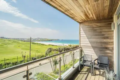 Image de 2 chambres à coucher à Newquay
