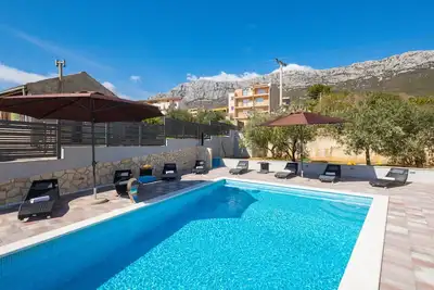 Villa Navigare with Swimming Pool