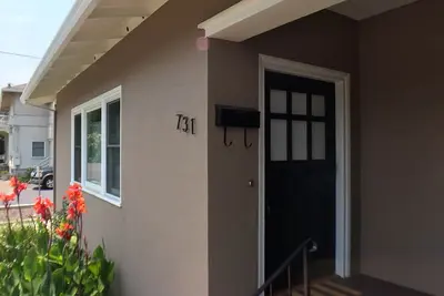 Image de Charmant appartement bungalow au centre-ville de Napa - Location Minimum De 30 Jours