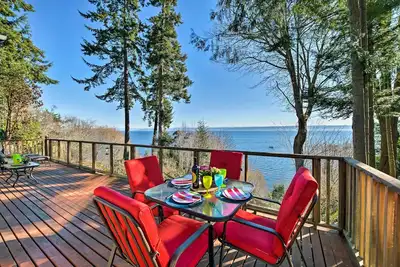 Image de Bord de l'eau Kingston House w / Deck + Private Beach!