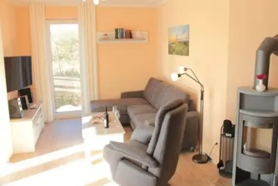 Image de Bécasseau dans le verger de cerisiers à Kellenhusen - Appartement exclusif nouvellement construit (2018).