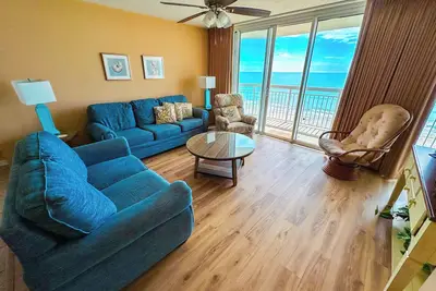 Image de Crescent Shores Oceanfront Unit 506! Superbe Condo. Réservez votre escapade aujourd'hui!
