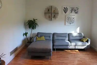 Image de Étapes de la maison de conception moderne de Commercial Drive