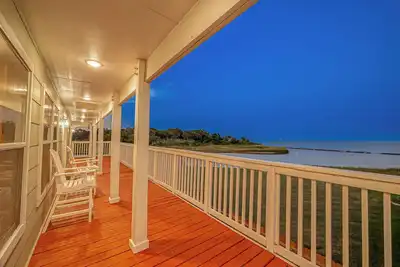 Image de This house is a 3 bedroom(s), 3 bathrooms, located in Seabrook, Tx.