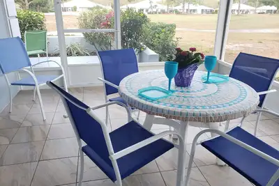 Image de Jolie villa de Venise sur un parcours de golf dans la plantation souhaitable Golf et Cc