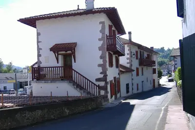 Image de Charmante maison de ville, à 2 pas de la cité médièvale de St Jean Pied de Port