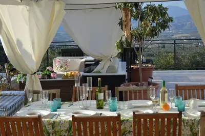360 vues, Wifi, piscine privée