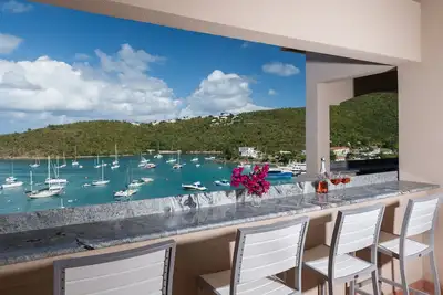Image de Nouvelle inscription -2 chambres / 2 salles de bain condo Ă Grande Bay, St. John Usvi