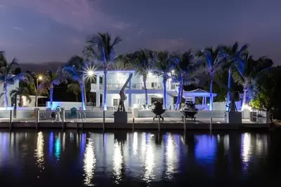 Image de Belle maison sur les eaux de l'océan Atlantique