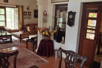 Image de God's Own Cottage - un lieu de villégiature idyllique dans les collines de Kumaon en Inde du Nord