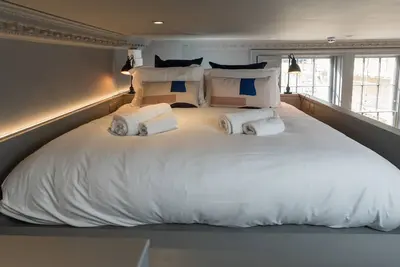 Image de Hiding Space - Trim Street Apartments