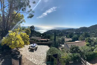 Image de Kerstin Bruns Casa Enric avec de belles vues sur la mer