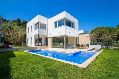 Image de Club Villamar - Vila moderne Nunu avec piscine privée, wifi gratuit et un jardin bien aménagé!