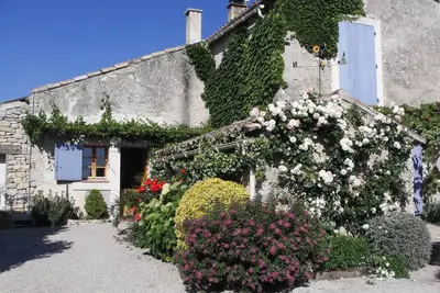 Tranquilité au milieu des vignes au coeur de Provence