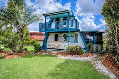 Image de Wayfarers Beachouse - Plage de l'arc-en-ciel
